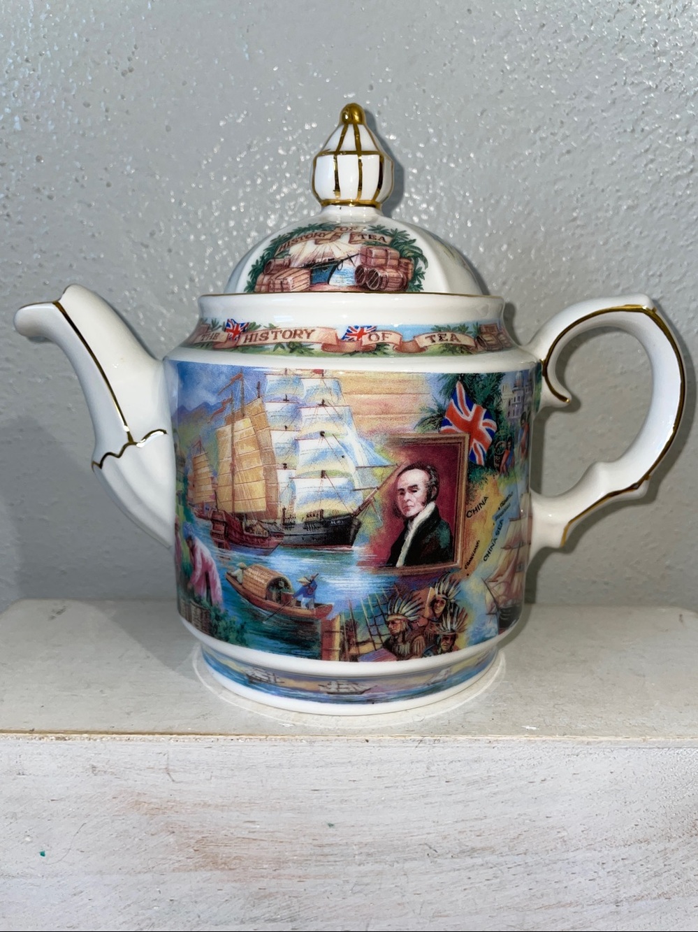 James Sadler Tea Teapot Victorian Romance Cottage Floral Gold Trim Collectible U